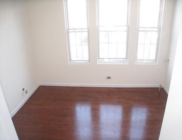 1st image of 2368 26th St #2