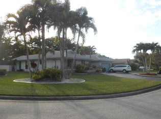 8800 NW 49th Dr, Coral Springs, FL 33067