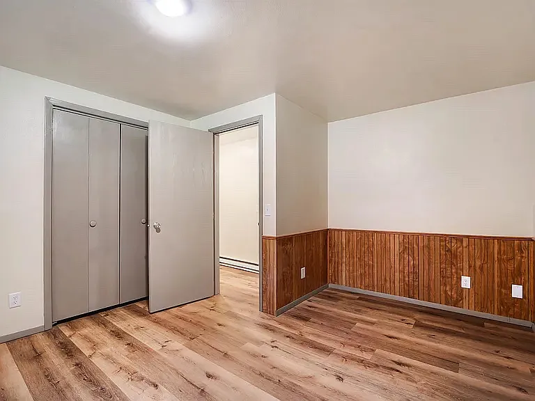 5131 Lakewind Dr #1 — Photo 13
