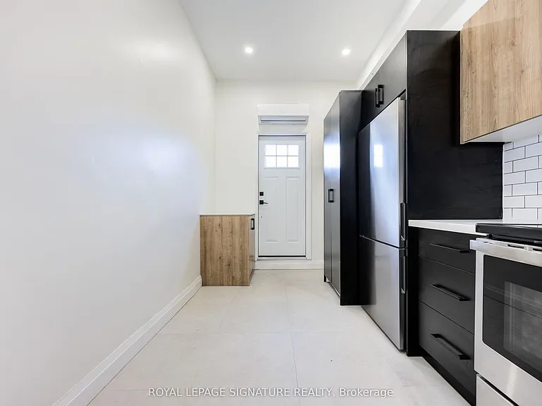 414 Spadina Ave #2 — Photo 11