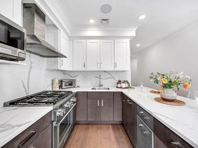 10 Sydney St Unit 7, Dorchester, MA, 02125