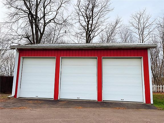4th image of 308 Olinger St