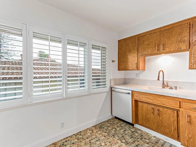 12 W Constance Ave #4 — Photo 11