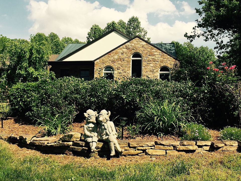 1st image of 38616 Stonewall Farm Ln