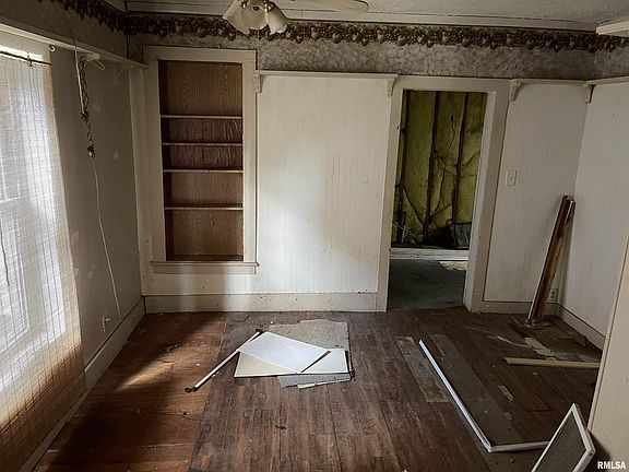4th image of 1619 N Benedict St