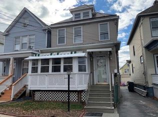 545 Neville St, Perth Amboy, NJ 08861