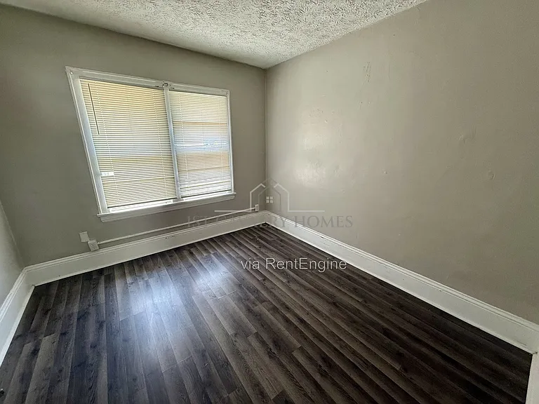 866 Beardsley St #2 — Photo 5