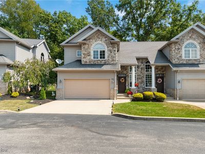 3288 Grey Village Dr #3, Akron, OH, 44319