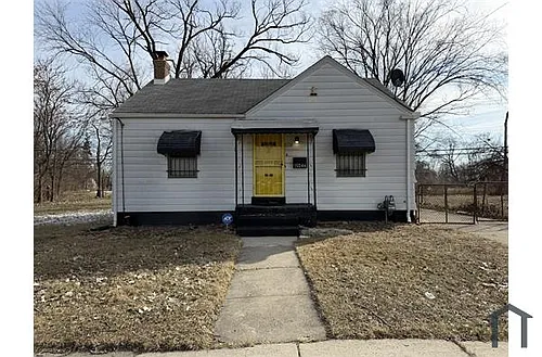 19344 Russell St Photo 1