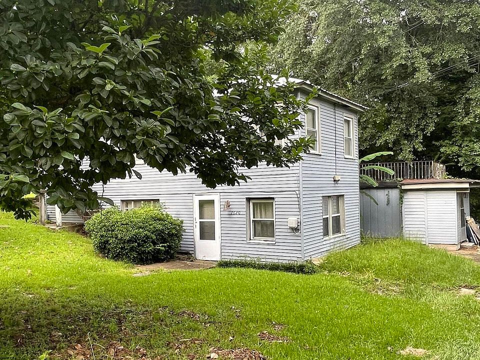 2nd image of 2819 27th St