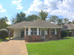 2063 Fox Hill Ln, Byram, MS 39272