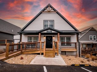 149 Branson Cove Ct, Hollister, MO 65672