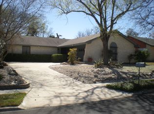 11306 El Sendero St, San Antonio, TX 78233