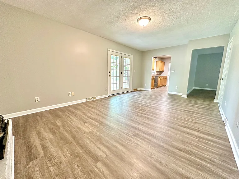 4532 Timberwilde Dr — Photo 8