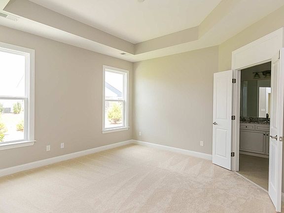3rd image of 1003 Central Ponds Dr