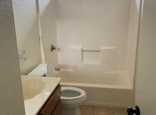 11440 Freeman Ave #8, Hawthorne, CA 90250