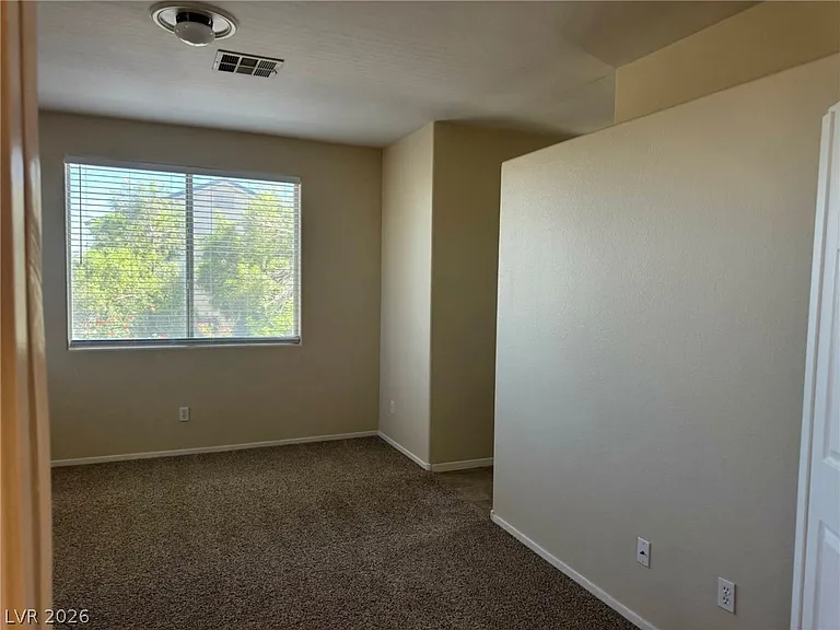 8901 Medicine Wheel Ave — Photo 3
