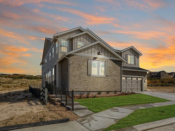 The Walton Model Exterior