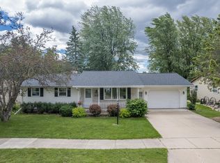 630 Bowers Ln, Kaukauna, WI 54130