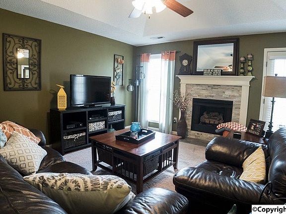 4th image of 106 Cedar Breeze Ln