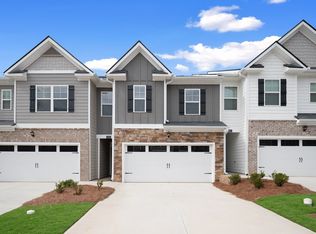 1307 Aura Ln, Lawrenceville, GA 30045