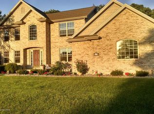 502 N Miller Dr, Eaton Rapids, MI 48827