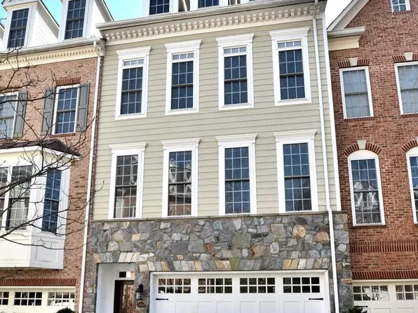 3514 Goddard Way, Alexandria, VA 22304