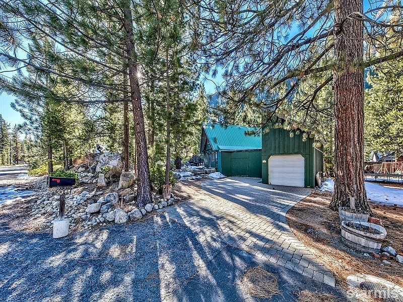 1st image of 3344 Panorama Dr