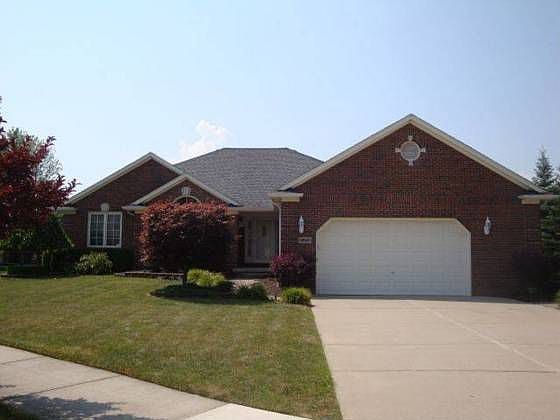1st image of 52645 W Hill Dr