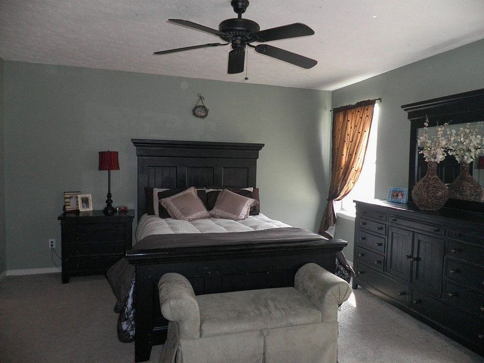 2nd image of 1622 Belmont Blvd