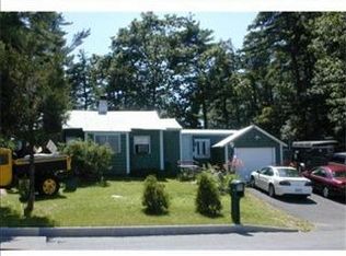 28 Old County Rd, Plaistow, NH 03865