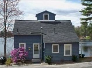 9 Seeley St, Sandown, NH 03873