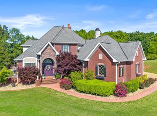 240 High Ridge Rd, Sweetwater, TN 37874