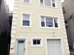 297 Park Ave, Weehawken, NJ 07086