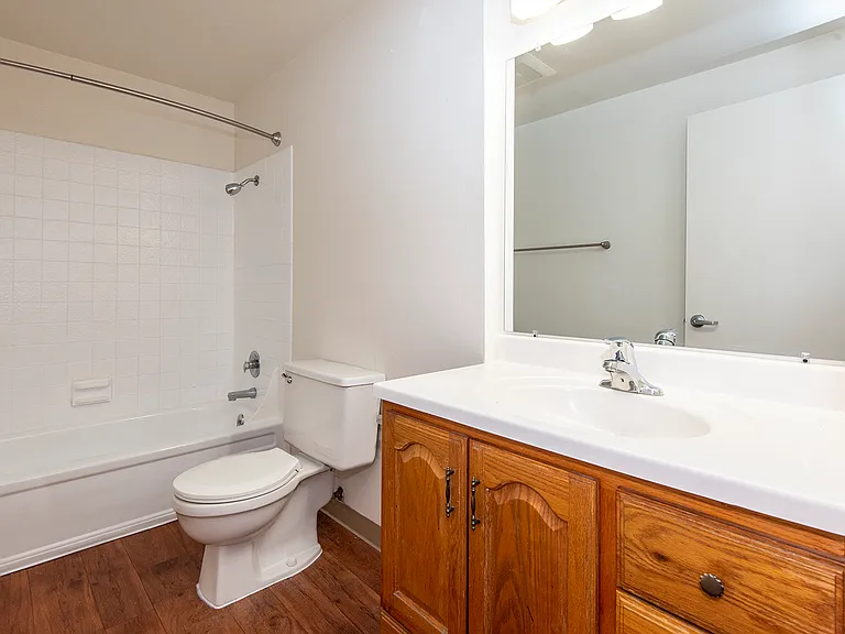2400 Brookwood — Photo 24