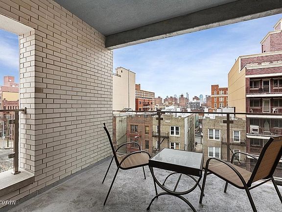3rd image of 2117 31st Ave APT 5E