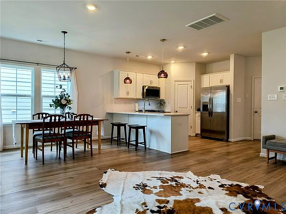 3rd image of 6508 Lila Crest Ln