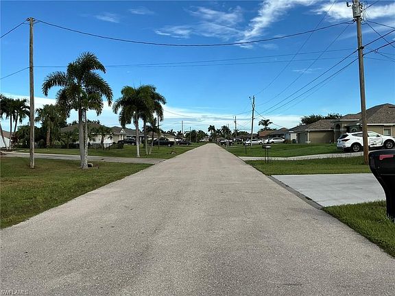5th image of 4132 NE 22nd AVE