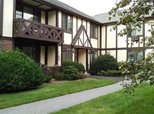 60 Foxwood Dr APT 7, Pleasantville, NY 10570