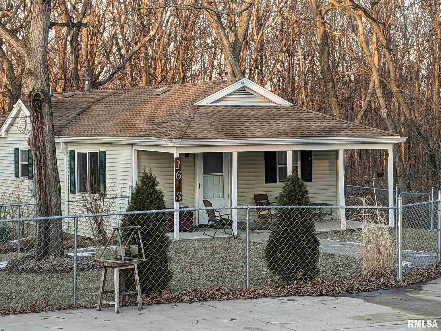 1615 Bloomington Rd, East Peoria, IL 61611 Zillow