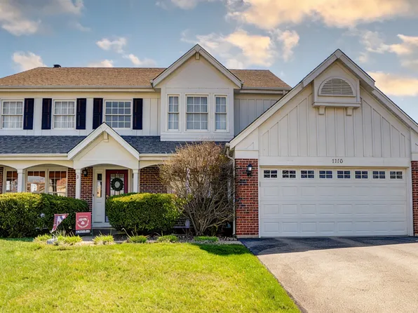 1119 Stratford Ln, Lake Zurich, IL 60047