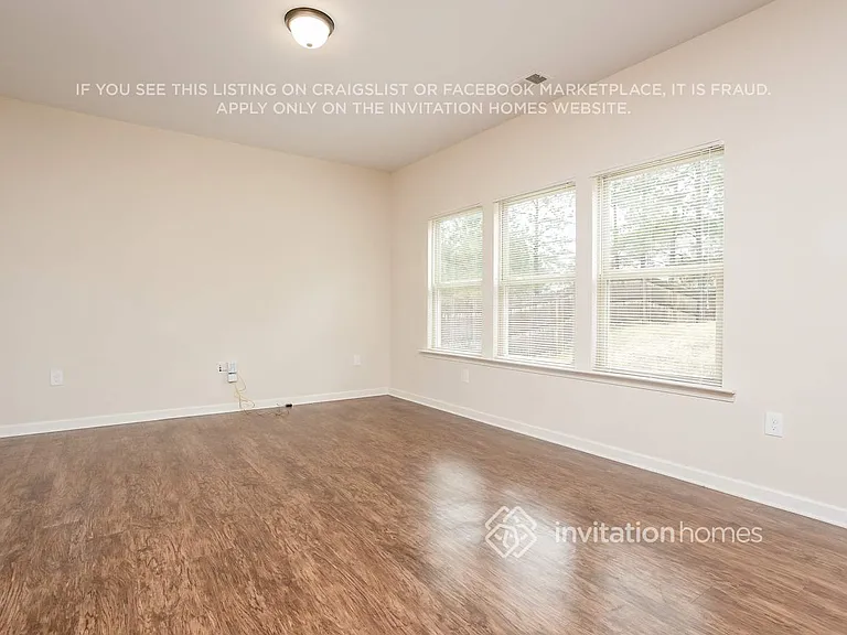 178 Forrest Park Ln — Photo 3