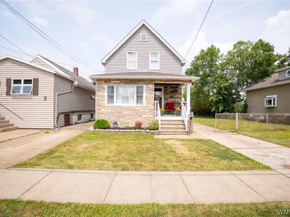 30 Modern Ave, Lackawanna, NY 14218