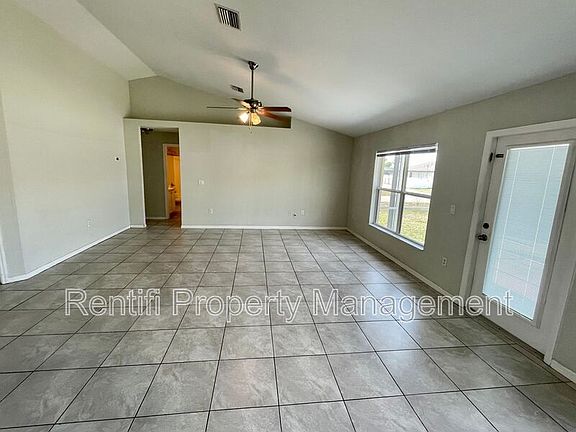 4th image of 1821 SW 22nd Ln