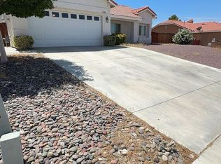 17083 Jurassic Pl, Victorville, CA 92394