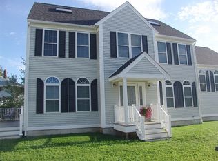 36 Fort Hill Ave, York, ME 03909