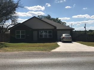 1208 Nix Rd, Lampasas, TX 76550