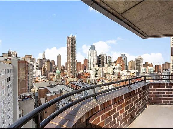 4th image of 455 E 86th St APT 16A