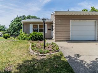 2107 Ivy Ct, Champaign, IL 61821