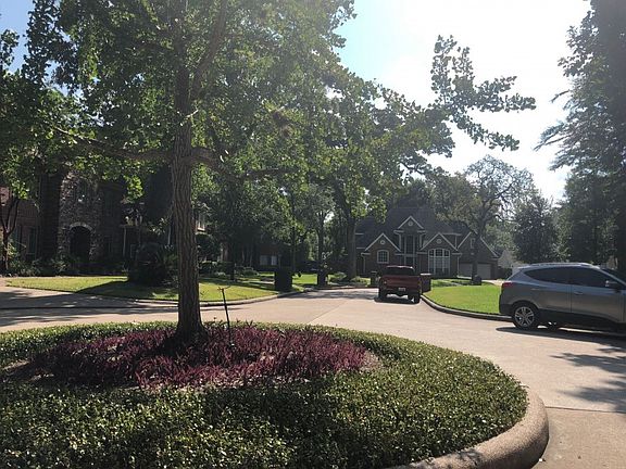4th image of 3 Hilshire Oaks Ct